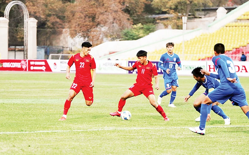 Các cầu thủ trẻ Việt Nam cần nhiều thời gian để gắn kết hơn. Ảnh | VFF