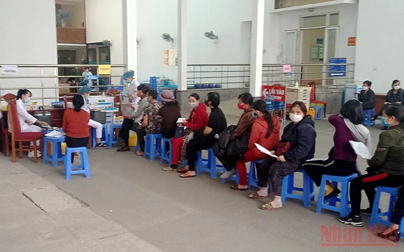 Đến nay tỉnh Thái Nguyên đã tiêm vaccine phòng Covid-19 mũi 1 cho gần 770 nghìn người, tiêm đủ 2 mũi cho hơn 372 nghìn người.