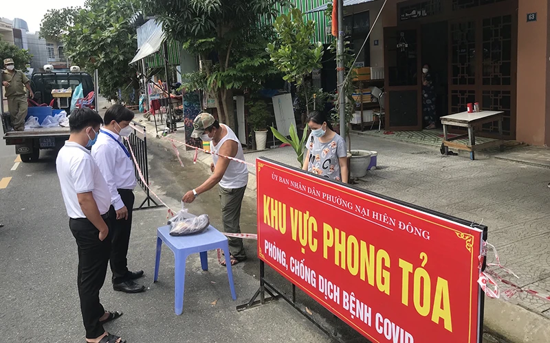 Một địa điểm cách ly phong tỏa phòng, chống dịch trên địa bàn phường Nại Hiên Đông, quận Sơn Trà.