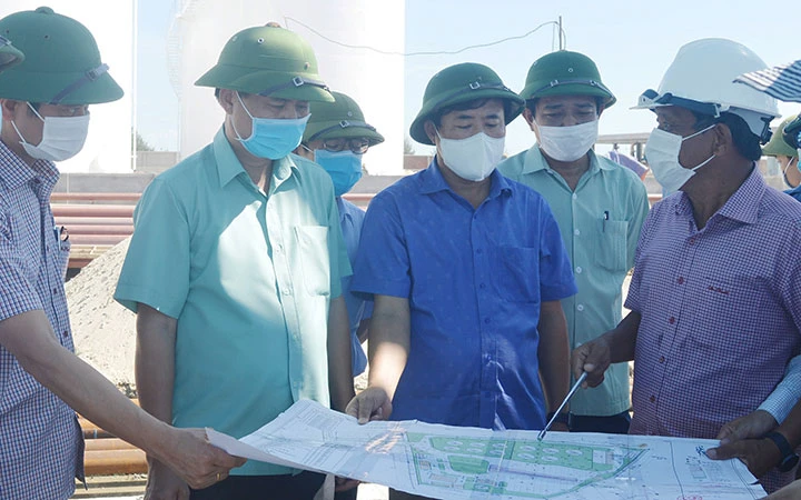 Lãnh đạo tỉnh Quảng Trị kiểm tra dự án đầu tư tại Khu kinh tế Đông Nam.