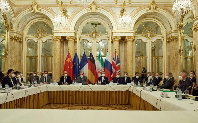Đại diện của Iran và các cường quốc trong JCPOA tại phiên họp diễn ra ở Vienna, Áo, ngày 29/11/2021. (Ảnh: Phái đoàn EU tại Vienna/Reuters)