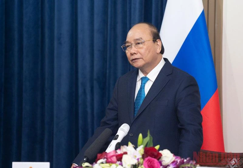Chủ tịch nước Nguyễn Xuân Phúc phát biểu tại buổi gặp mặt. (Ảnh: THANH THỂ)