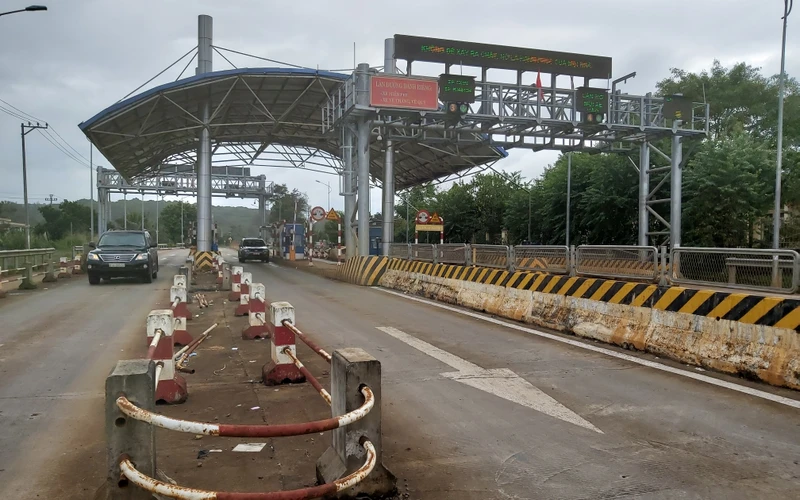 Dự án BOT nâng cấp, mở rộng quốc lộ 14 qua tỉnh Đắk Lắk đoạn Km1738+148-Km1763+610 đang gặp khó khăn về tài chính...