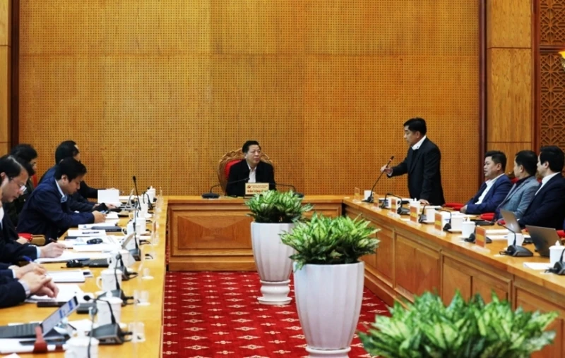 Cuộc họp của Tỉnh ủy Cao Bằng với các doanh nghiệp.