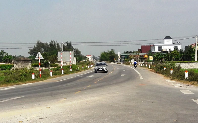 Gần 13 km đường ven biển qua huyện Quảng Xương đã đưa vào khai thác