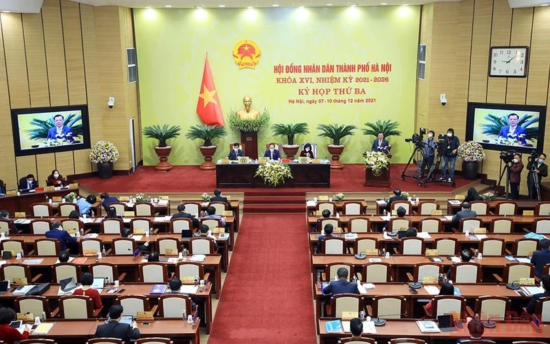 Lễ khai mạc kỳ họp thứ ba, Hội đồng nhân dân thành phố Hà Nội khóa XVI, nhiệm kỳ 2021-2026. (Ảnh: DUY LINH)