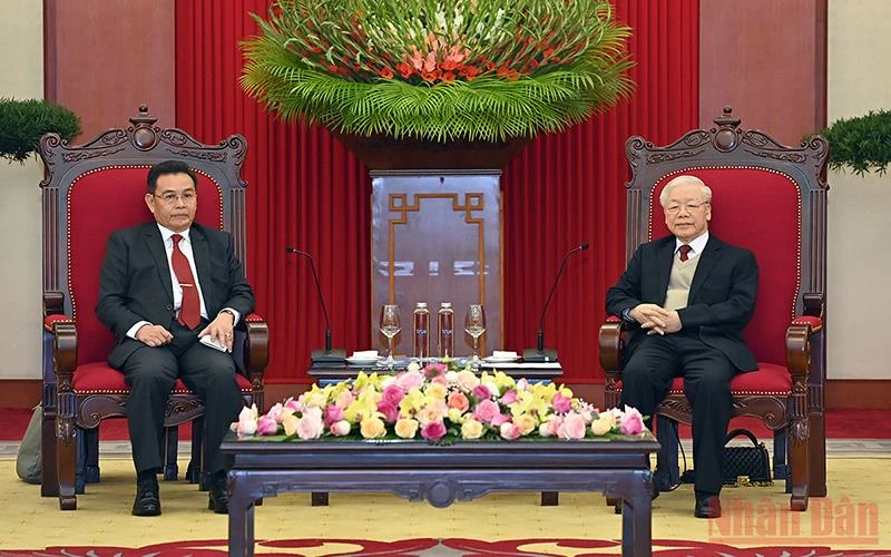 Tổng Bí thư Nguyễn Phú Trọng tiếp Chủ tịch Quốc hội Lào Saysomphone Phomvihane. (Ảnh: Duy Linh)