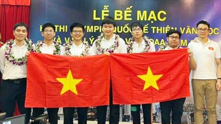 Kỳ thi Olympic quốc tế về Thiên văn học và Vật lý thiên văn lần thứ 14