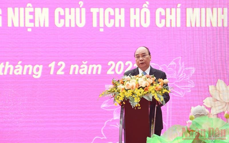 Chủ tịch nước Nguyễn Xuân Phúc phát biểu tại Lễ kỷ niệm 60 năm Bác Hồ về thăm quê lần thứ 2. 