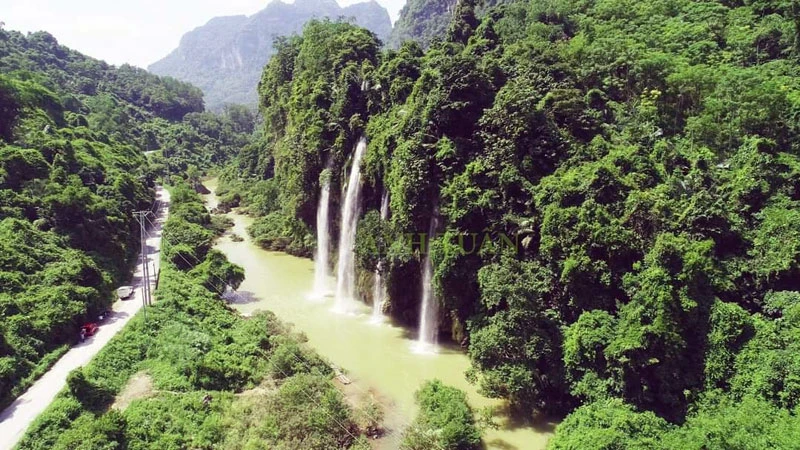 Vẻ đẹp hoang sơ, hùng vĩ của Khu dự trữ thiên nhiên Thần Sa-Phượng Hoàng