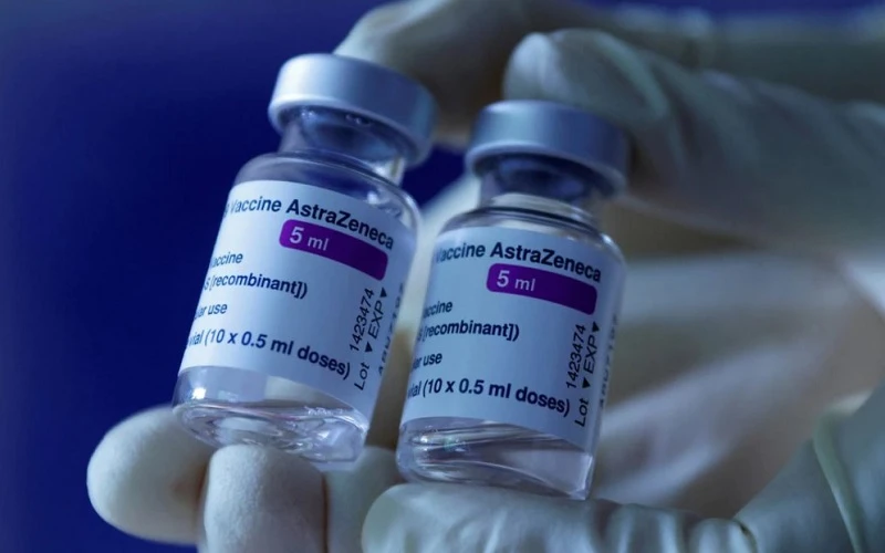 Vaccine ngừa Covid-19 của AstraZeneca. (Ảnh: Reuters)