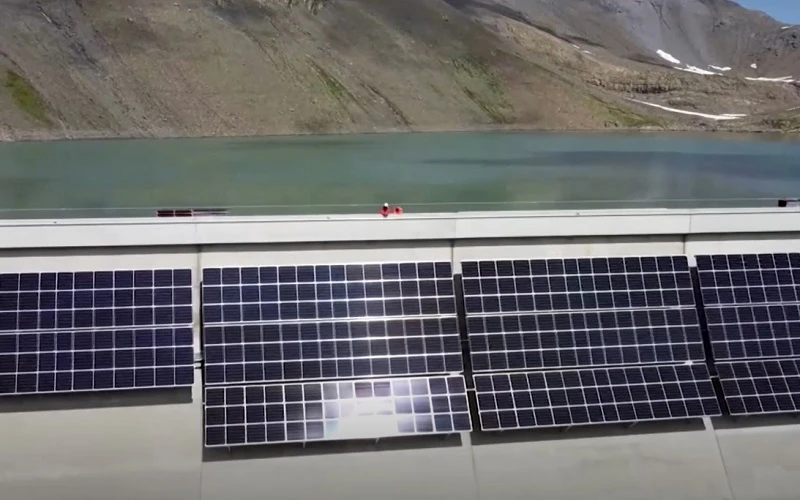 Một dự án điện mặt trời tại Thụy Sĩ. (Ảnh: Reuters)