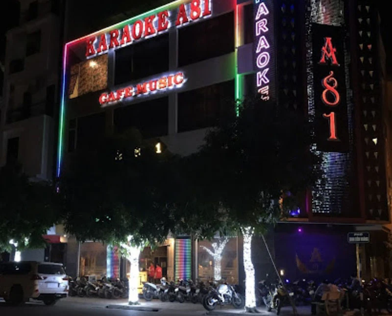 Các quán karaoke ở thành phố Thái Bình tạm dừng hoạt động từ 18 giờ ngày 23/12.