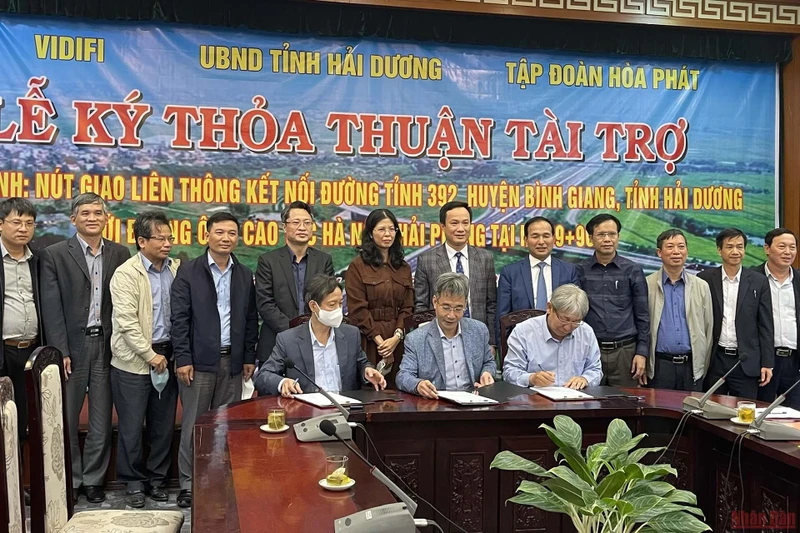 Ký kết thỏa thuận tài trợ công trình xây dựng nút giao liên thông trị giá 321 tỷ đồng tại Hải Dương.