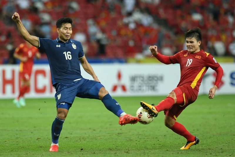 Nỗ lực của Quang Hải không thể giúp Đội tuyển Việt Nam lọt vào chung kết AFF Suzuki Cup 2020.