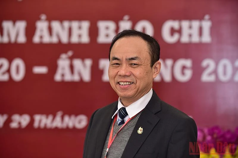 Tiến sĩ Trần Bá Dung, Ủy viên Ban Thường vụ khóa X, Trưởng Ban Nghiệp vụ Hội Nhà báo Việt Nam. Ảnh: THÀNH ĐẠT