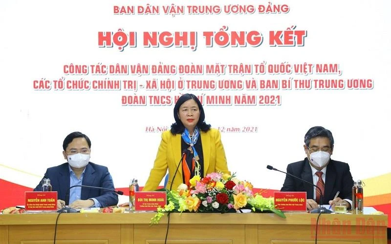 Trưởng ban Dân vận Trung ương Bùi Thị Minh Hoài phát biểu tại hội nghị.