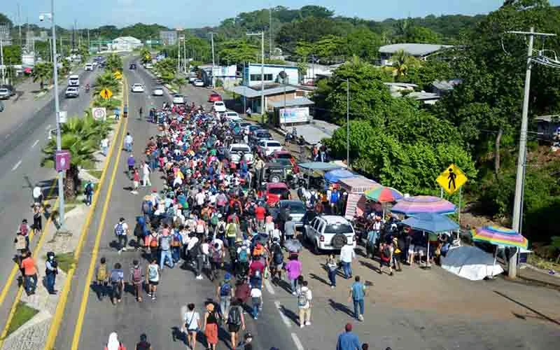 Người tị nạn và di cư từ Trung Mỹ và Caribe đi qua bang Chiapas, Mexico, để đến Mỹ, ngày 2/9/2021. (Ảnh: Reuters)