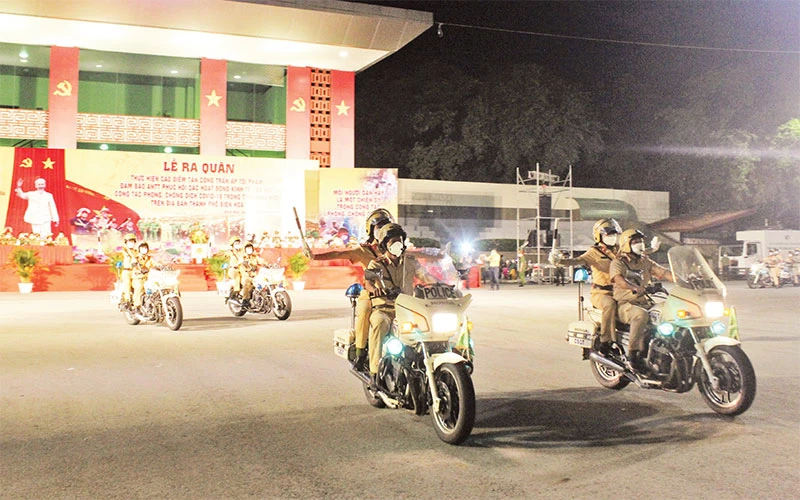 Công an thành phố Biên Hòa (Ðồng Nai) ra quân bảo đảm an ninh trật tự dịp Tết Nguyên đán Nhâm Dần 2022. 