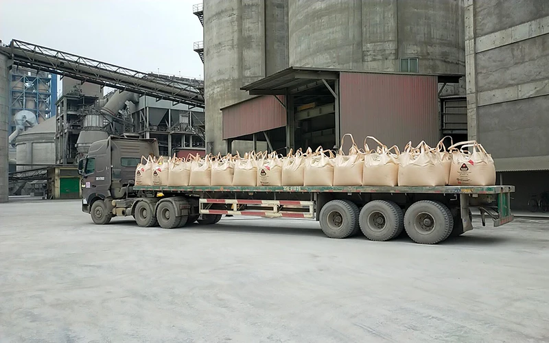 Xuất xưởng sản phẩm xi-măng bền sunfat của Nhà máy Xi-măng Thành Thắng.