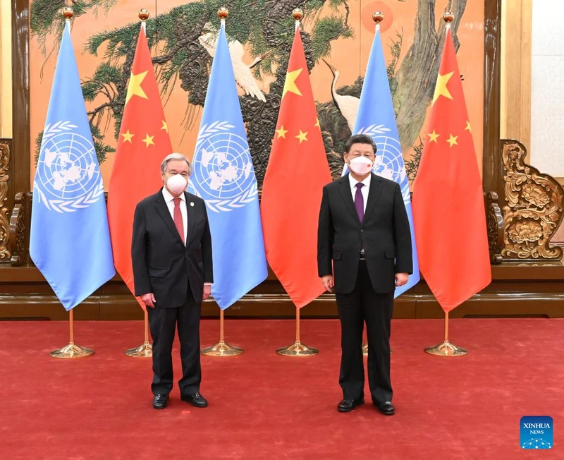 Chủ tịch Trung Quốc Tập Cận Bình tiếp Tổng Thư ký Liên hợp quốc Antonio Guterres tại Bắc Kinh, ngày 5/2. (Ảnh: Tân Hoa xã)