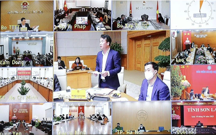 Bảo hiểm xã hội Việt Nam cùng các bộ, ngành tham gia hội nghị trực tuyến về triển khai dự án. Ảnh: PHẠM CHÍNH