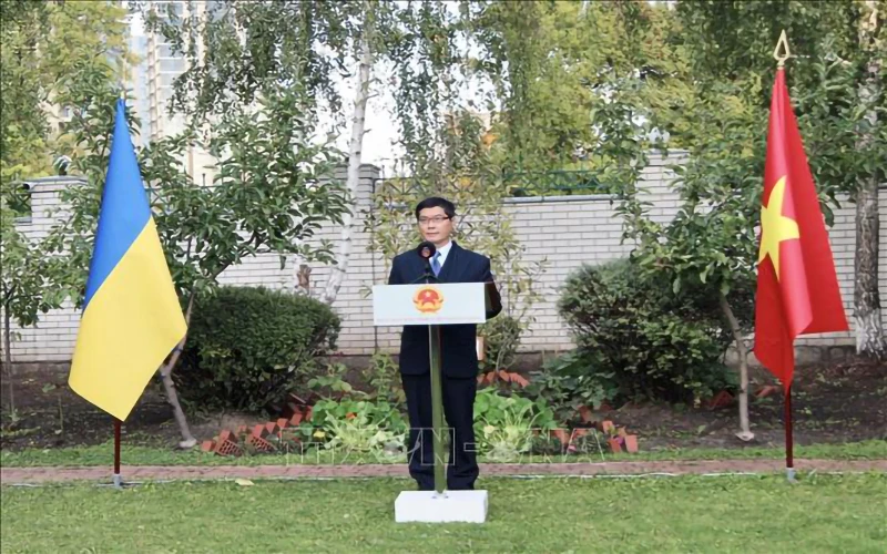 Đại sứ Việt Nam tại Ukraine Nguyễn Hồng Thạch. (Ảnh tư liệu TTXVN)
