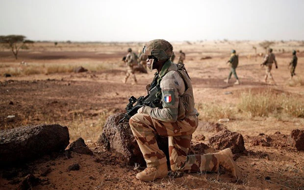 Ảnh minh họa: Các lực lượng của Pháp và châu Âu chuẩn bị rút phần lớn binh sĩ khỏi Khu vực Sahel. (Nguồn: Reuters)
