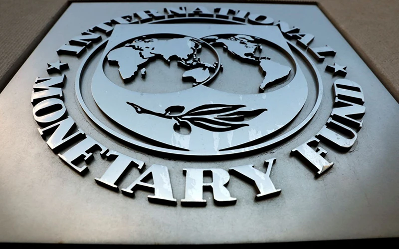 Logo của IMF bên ngoài trụ sở của tổ chức này ở Washington, Mỹ, năm 2018. (Ảnh: Reuters)