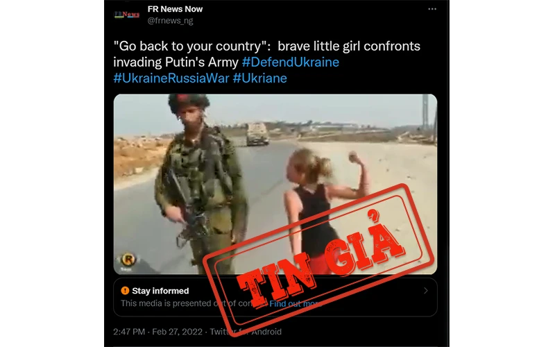 Sự thật đằng sau clip "cô bé dũng cảm đối đầu với lính Nga"