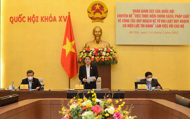 Phó Chủ tịch Quốc hội Nguyễn Đức Hải kết luận nội dung buổi làm việc. (Ảnh: quochoi.vn)