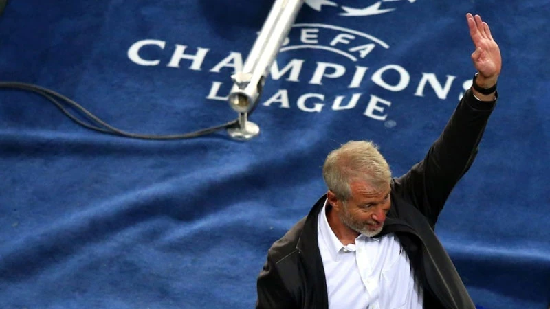 Abramovich chuẩn bị rời Chelsea, kết thúc 19 năm gắn bó với câu lạc bộ. (Ảnh: Getty Images)