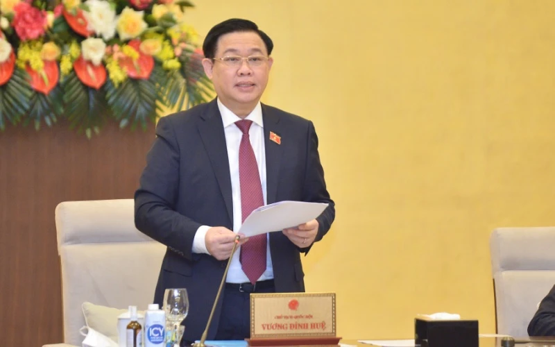 Chủ tịch Quốc hội Vương Đình Huệ phát biểu khai mạc phiên họp thứ 8 của Ủy ban Thường vụ Quốc hội.