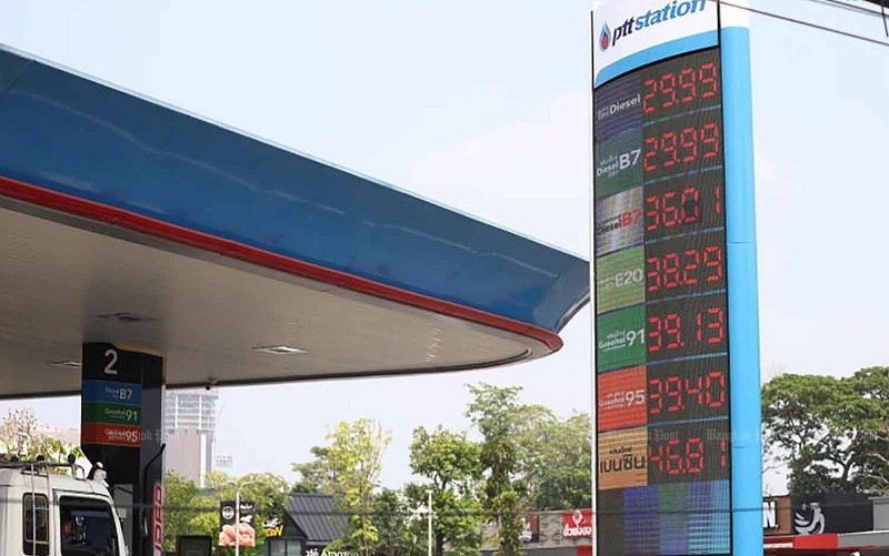 Giá xăng dầu bán lẻ ở Thái Lan tăng mạnh do ảnh hưởng của xung đột Nga-Ukraine. (Ảnh: Bưu điện Bangkok)