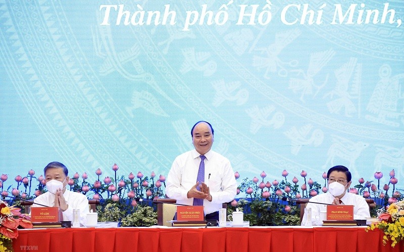 Chủ tịch nước Nguyễn Xuân Phúc chủ trì Hội thảo quốc gia lần thứ ba về xây dựng và hoàn thiện Nhà nước pháp quyền xã hội chủ nghĩa. (Ảnh: TTXVN)