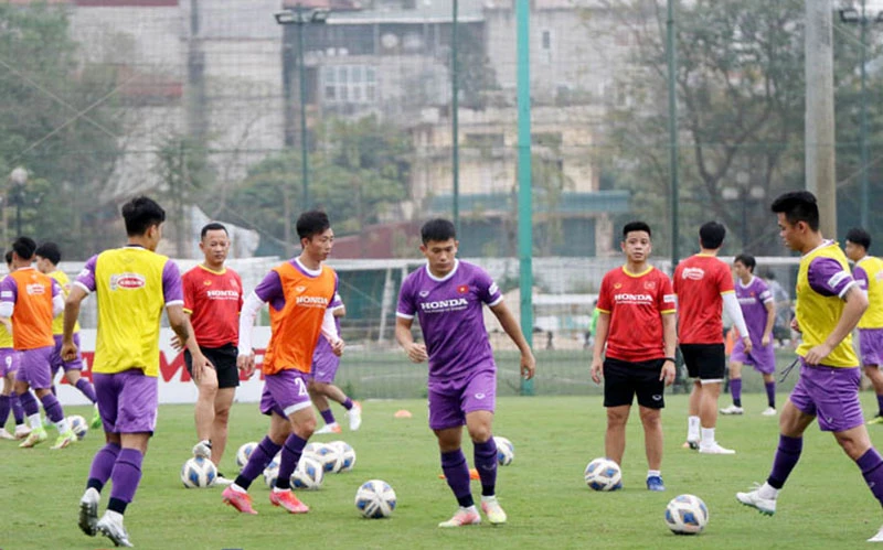 Với những bổ sung về nhân sự, đội tuyển Việt Nam được kỳ vọng sẽ tạo nên bất ngờ trước Oman. (Ảnh VFF) 