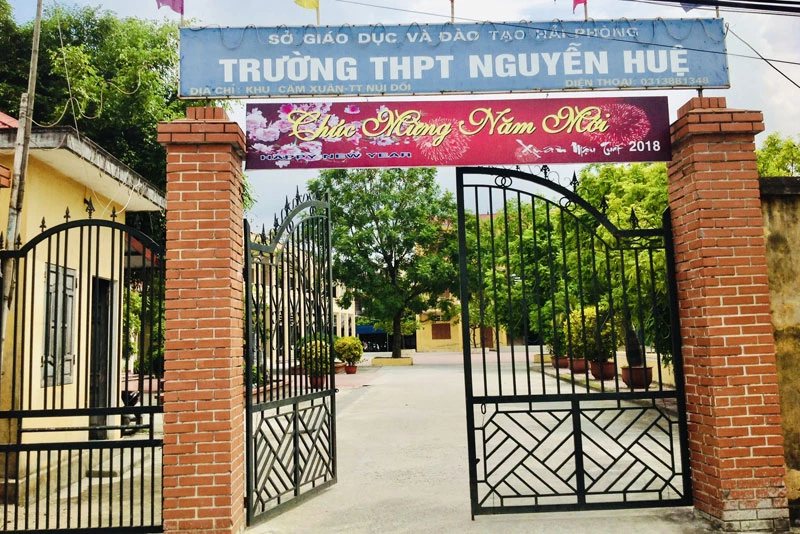 Trường THPT Nguyễn Huệ - nơi vừa xảy ra vụ bạo lực học đường gây xôn xao dư luận.