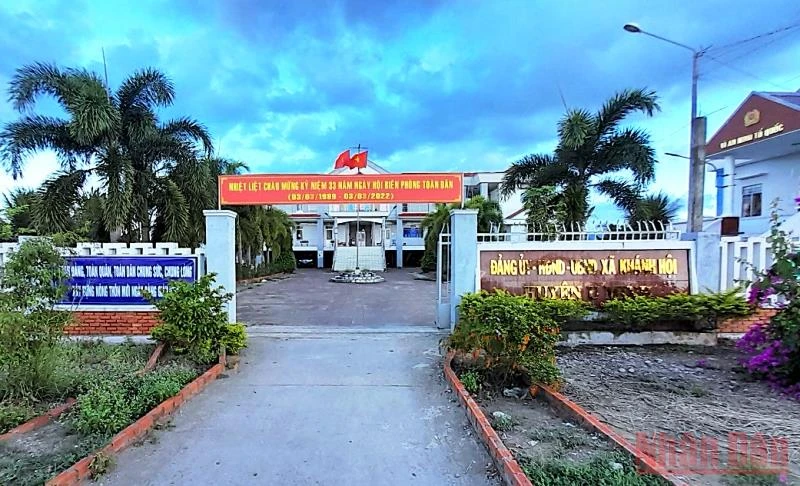 Trụ sở UBND xã Khánh Hội, nơi có cán bộ vừa bị tạm đình chỉ công việc vì liên quan việc trao hỗ trợ người dân do ảnh hưởng Covid-19.