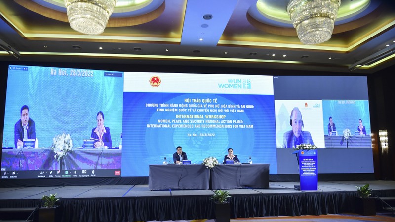 Hội thảo quốc tế “Chương trình hành động quốc gia về Phụ nữ, Hòa bình và An ninh: Kinh nghiệm quốc tế và khuyến nghị đối với Việt Nam”. (Ảnh: UN Women)