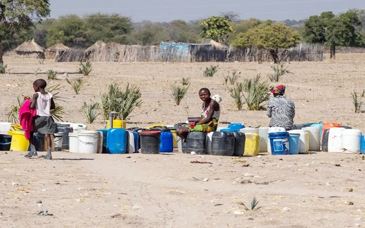 Tình trạng khan hiếm nước xảy ra ở nhiều nước châu Phi. (Ảnh DOWN TO EARTH)