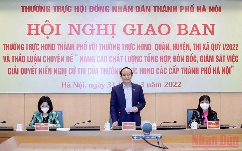 Chủ tịch HĐND TP Hà Nội Nguyễn Ngọc Tuấn phát biểu tại hội nghị.