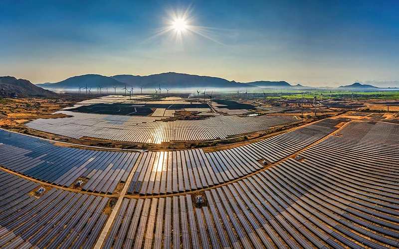 Dự án Nhà máy điện Mặt trời Solar Farm Nhơn Hải-Ninh Thuận. Ảnh: QUANG NGỌC