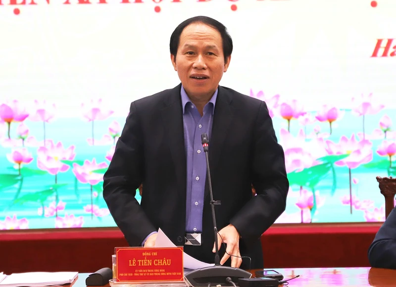 Ông Lê Tiến Châu, Ủy viên Trung ương Đảng, Phó Chủ tịch-Tổng Thư ký Ủy ban Trung ương Mặt trận Tổ quốc Việt Nam.