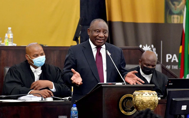 Tổng thống Nam Phi Ramaphosa phát biểu trước Quốc hội, ngày 17/3. (Ảnh: Reuters)