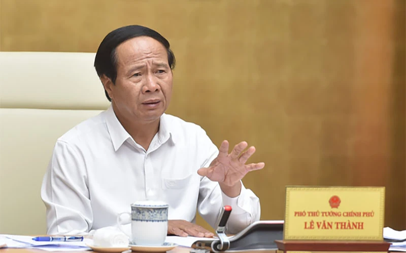Phó Thủ tướng Lê Văn Thành chủ trì phiên họp.