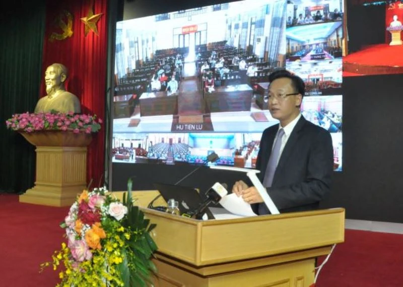 Bí thư Tỉnh ủy Hưng Yên, Nguyễn Hữu Nghĩa phát biểu tại hội nghị.