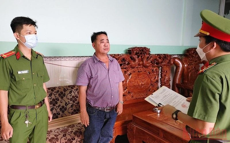 Bị can Ngô Phú Cường bị khởi tố về hành vi trốn thuế.