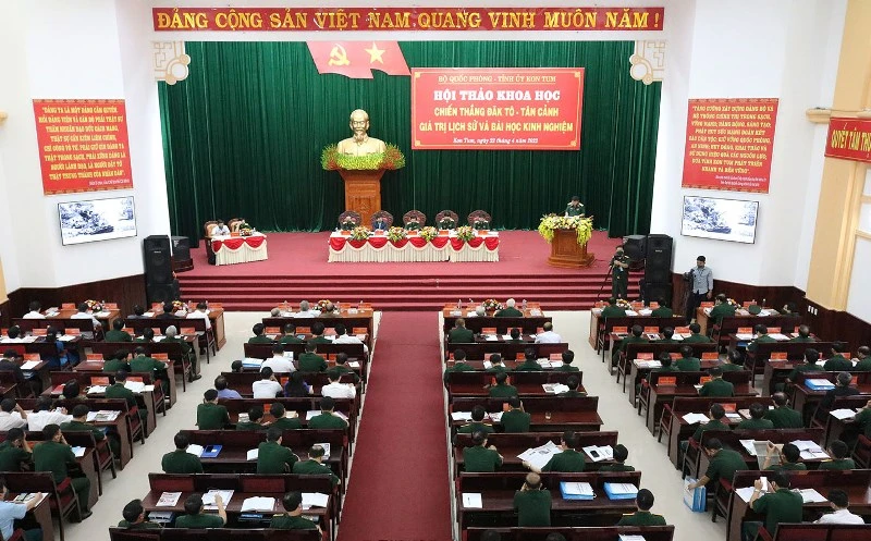 Quang cảnh Hội thảo “Chiến thắng Đăk Tô-Tân Cảnh - Giá trị lịch sử và bài học kinh nghiệm”.