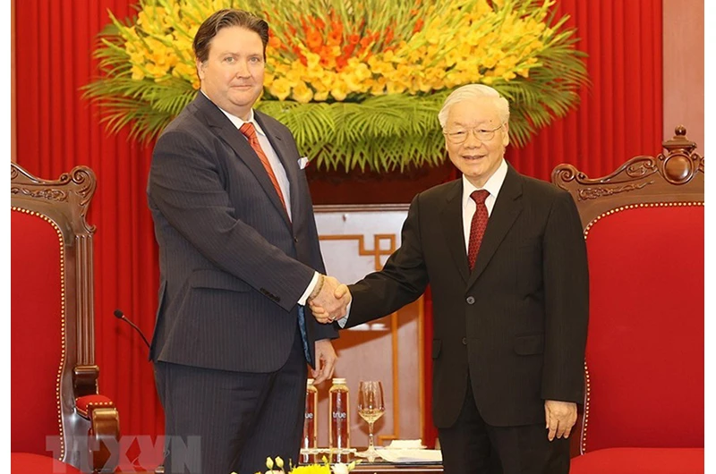 Tổng Bí thư Nguyễn Phú Trọng tiếp Đại sứ Hoa Kỳ Marc E. Knapper. (Ảnh: Trí Dũng/TTXVN)