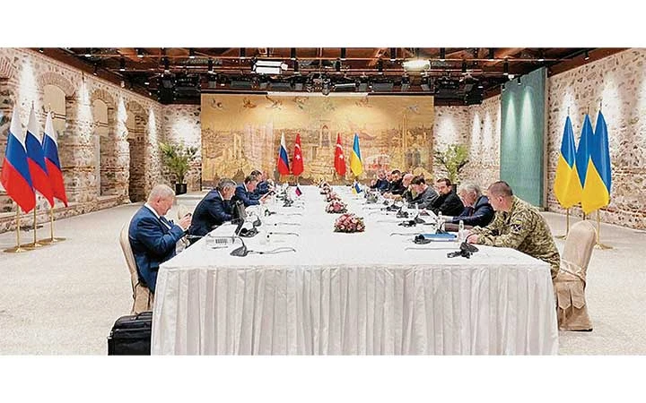Đàm phán giữa Nga và Ukraine tại Istanbul, Thổ Nhĩ Kỳ ngày 29-3. Ảnh: REUTERS